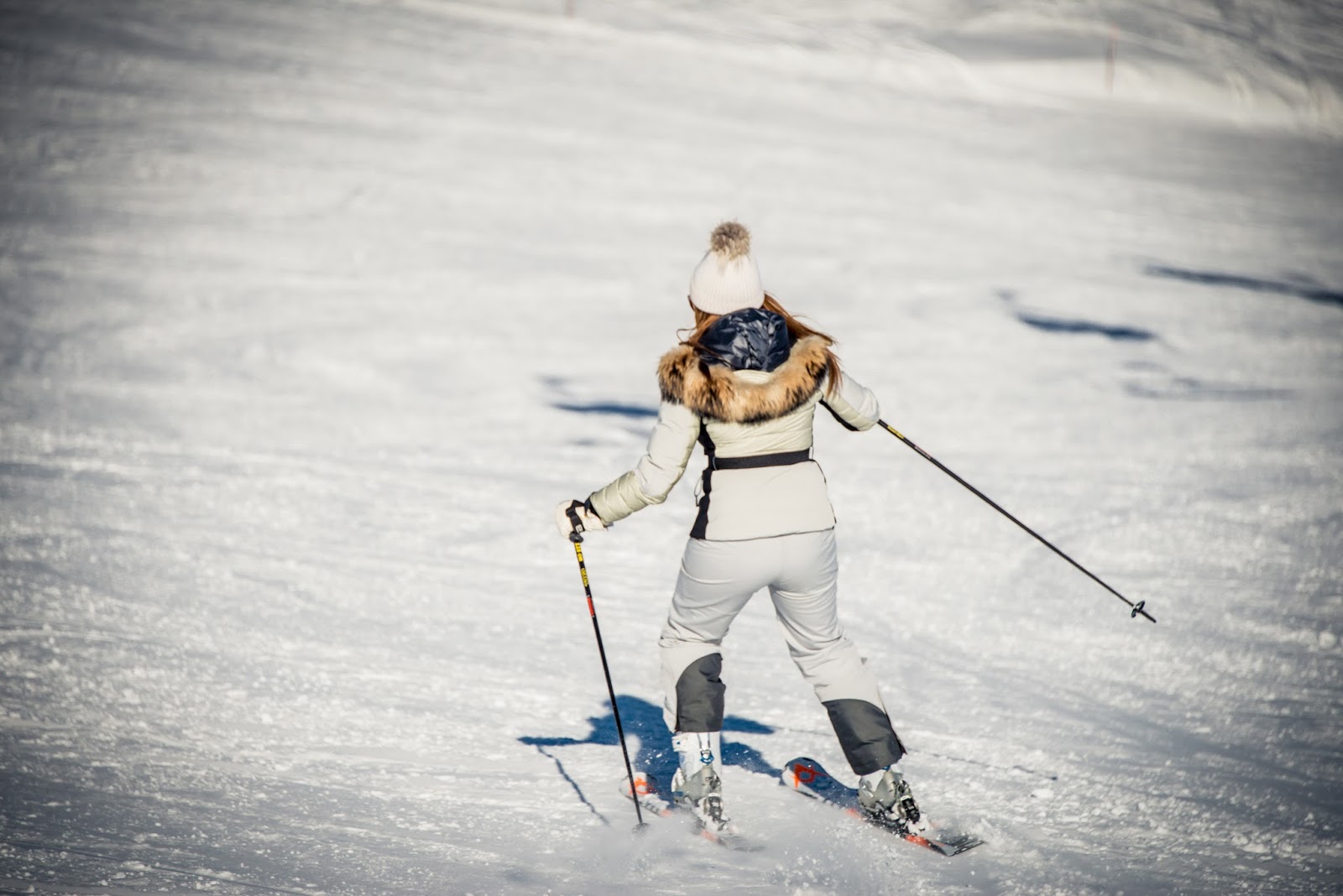 verbier-skiing-luxury-moncler-ski-suit-hanushka-toni